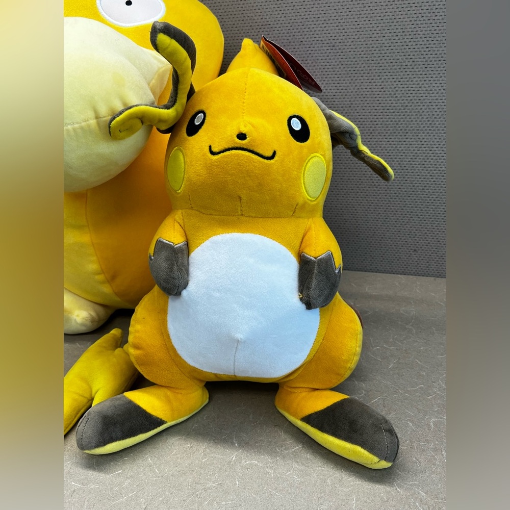 Pokémon Plush Bundle Psyduck 13” + Raichu Large Stuffed Animals - Picture 2 of 12